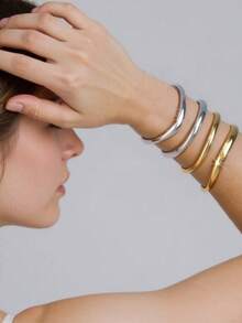 1 件时尚简约金属亮面波浪双层线镂空水滴开口手镯