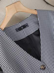 Women Plaid Woven Fabric Front Button Pocket Casual Jacket, Spring & Autumn - Black - View 3