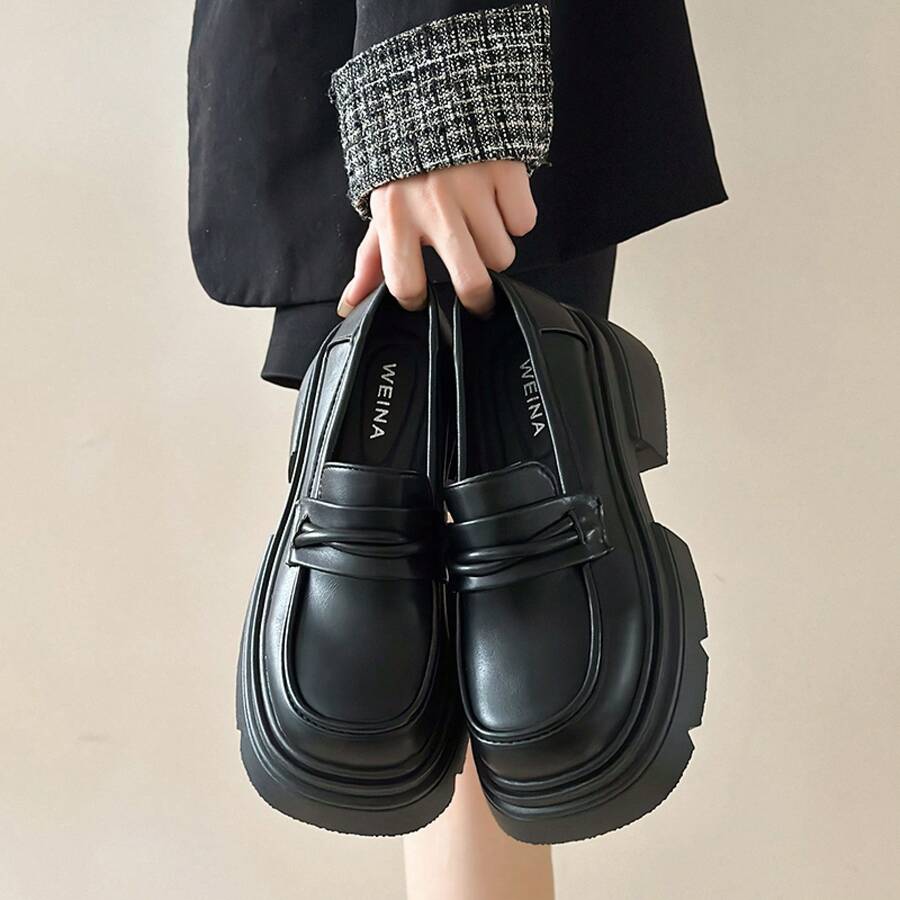 Women Wedges & Flatform - Matte Black - View 1