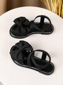 Un par de sandalias de playa de verano a la moda para niños, nuevas sandalias con moño para niños 2025, sandalias de estilo bohemio, sandalias tejidas a mano, sandalias casuales para vacaciones y fiestas