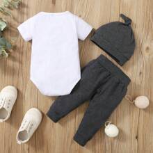 Baby Boy Fist Print Short Sleeve Romper And Pants Set With Hat