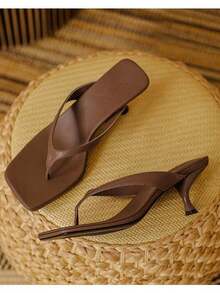 Women Pumps - 棕色 - 查看 4