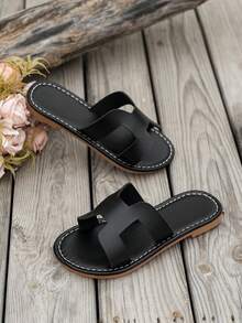 Girls' Flat Slippers, Soft & Comfortable, Breathable Beach And Casual Wear Fashion Princess Slippers - Black - View 2