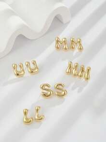 1对高彩黄铜镜面Q版气球泡泡圆鼓形字母耳环含26个英文字母A-Z、首字母姓氏耳环（耳针比较软-可手动调节角度）