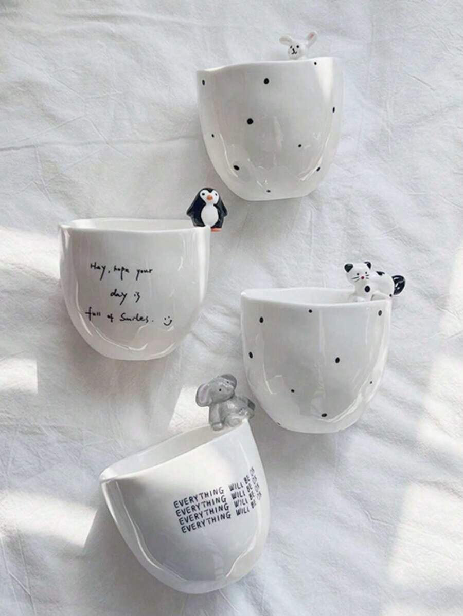 1个陶瓷动物马克杯，咖啡杯、茶杯、牛奶杯，饮具，带3D悬挂动物装饰（兔子/企鹅可选），波点或文字设计，可爱的家居/办公饮料杯，送给成人、朋友、动物爱好者的独特礼物，适合生日、乔迁等场合。