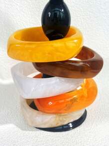 1 pieza Brazalete grueso de resina acrílica asimétrico, colorido y bohemio, pulsera de moda teñida anudada para mujer, brazalete con colgante geométrico gótico, regalo de joyería para parejas