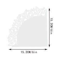 25 Stücke/Packung Laser geschnittene Hochzeitsconfetti Kegel, Rosenblumen-Rand weiße herzförmige Papiertüten für das Werfen von Reis auf Hochzeitspartys (ohne getrocknete Blumen und Basis)