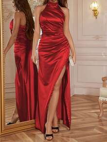 女士冬季无袖纯色吊带开衩优雅派对连衣裙，适合情人节、约会、聚会、派对、旅行、度假、海滩等场合。