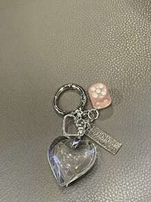 1 pièce Porte-clés en forme de cœur avec lettre cerise, en alliage de zinc élégant et à la mode, personnalisé. Porte-clés cerise polyvalent et haut de gamme, unique, accessoire de sac, pendentif. Cadeau créatif spécial, accessoires de voiture, charms de sac