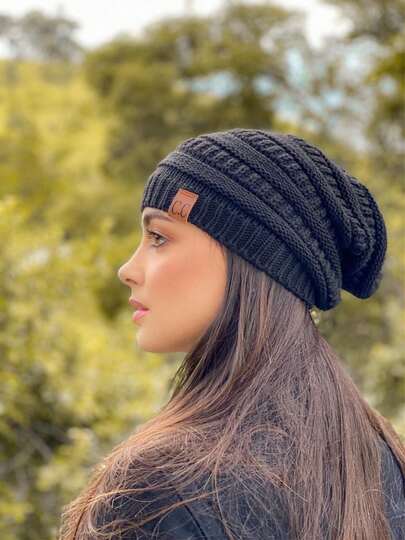 Touca Unissex Beanie  Listrado    Outro    Tecido