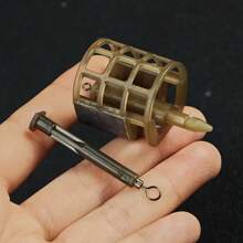 2pcs Portable Feeders Cage Lightweight Fishing Feeder Cage