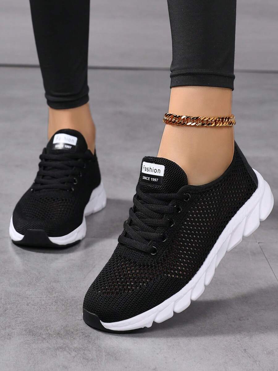 秋冬女士透气网眼轻便柔软舒适系带跑步鞋，适合户外运动，女士运动鞋 - 黑色 - 查看 1