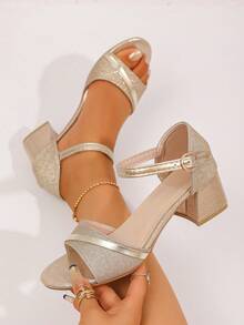 加大码女式 PU 凉鞋，带可调节扣带，圆头露趾，舒适粗跟 5 厘米，适合旅行、休闲、购物、派对、春夏季 - 金色 - 查看 2