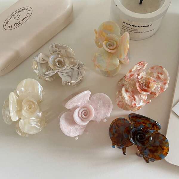 1 pieza pinza para el cabello con diseño de planta, diseño de camelia apto para todo el año, para uso diario, hogar, escuela, playa, vacaciones, trabajo, viajes, fiestas, regalos de cumpleaños, regreso a clases, accesorio versátil de moda diario para niñas - Elegante pinza para el cabello con flor