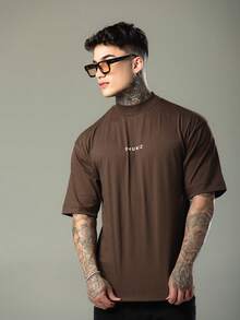DMUNIZ Oversized Streetwear Turtleneck Printed Chest T-Shirts Kit 2 - Brown/Navy Blue - View 2