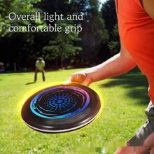1 pieza Disco volador impermeable y ligero de 23 cm/9.06 pulgadas con iluminación de color - Cultivar el amor de los niños por los deportes - Equipo deportivo para niños con aro LED - Iluminado con LED - Regalo perfecto - Regalo de cumpleaños - Regalo ideal - Regalo sorpresa - Regalo festivo - Regalo navideño - Regalo