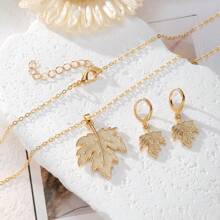 Juego de joyas para mujer (Collar + Aretes), con forma de hoja de metal