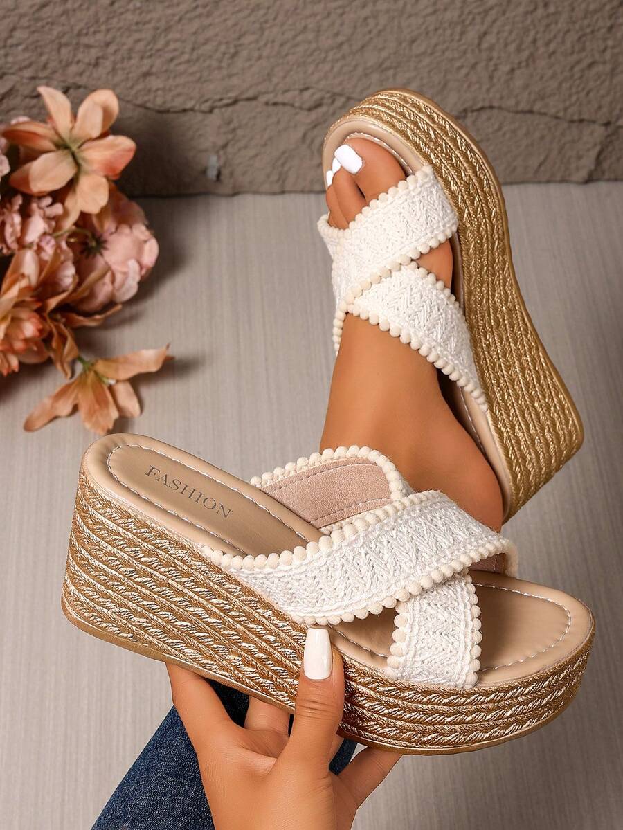 Sandálias Plataforma Femininas Versáteis com Tiras Cruzadas, Sandálias de Solado Grosso Antiderrapante e Impermeável, Salto Anabela para Festa, Férias, Confortáveis e Leves, Sapatos de Praia de Salto Alto, Plus Size - Branco - Visão 1