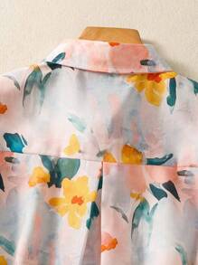 Women's All-Over Floral Print Button-Front Shirt - Short Sleeve Collared Blouse For Date Nights/Parties/Travel, Spring-Summer Wardrobe Essential With Versatile Styling