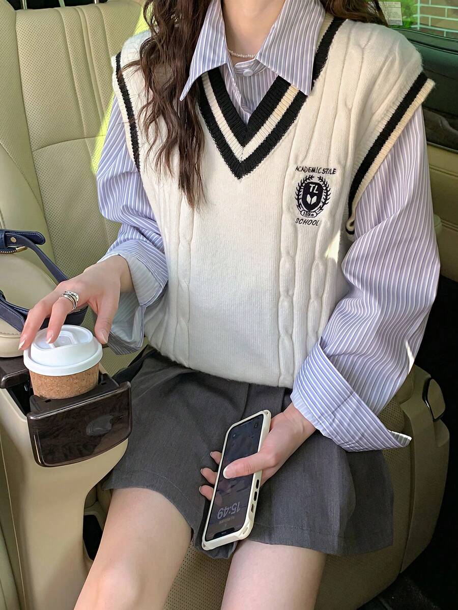 Alicedudu Contrast Trim Cable Knit Sweater Vest - Beige - View 1