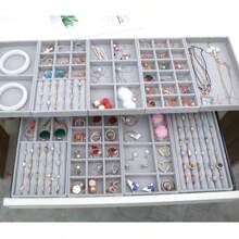 1 Stück / 6 Stück grau Flanell Tablett Schmuckablage, Samt Schmuck Präsentationsständer, stapelbares luxuriöses Schmuckstativ, tragbare Ring Ohrring Halskette Aufbewahrungsbox, Schmuckbox Zubehör, Haarbeutel, Tablett Dekoration, Tablett Haaraccessoires für Frauen Aufbewahrungsorganizer, Reiseessenziale, Geschenk