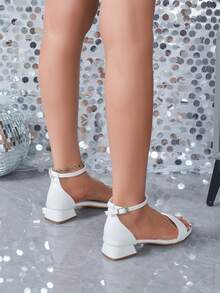 Sandalias de mujer de tacón bajo elegantes, nuevas sandalias de moda con correa blanca y hebilla, punta redonda, tacón grueso cómodo para damas, 3CM, versátiles para boda, fiesta y novia, tallas grandes 41-44, sandalias de tacón bajo clásicas de ajuste ancho para estudiantes - Blanco - Ver 5