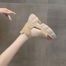 Women Platforms & Wedge Sandals