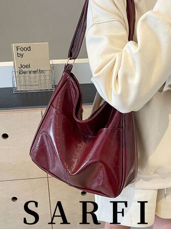 Bolso cruzado minimalista y casual para mujer, bolso de hombro de color burdeos de moda para el verano, diseño de textura plisada de unicolor minimalista, bolso de hombro con correa ajustable