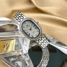 1pc Women's High-Quality Alloy Soft Band Oval Rhinestone Roman Numerals Fashion Elegant Versatile Quartz Wrist Watch