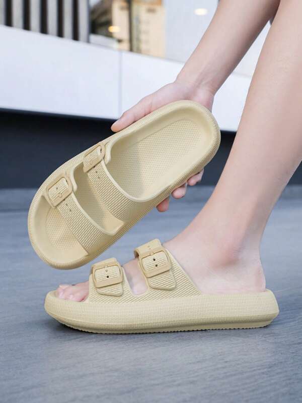 Sandalias para hombre con hebilla decorativa, chanclas ligeras de EVA, zapatos de punta abierta antideslizantes para usar en interiores, exteriores, playa y casa