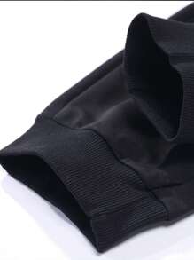 Set di felpa con cappuccio e pantaloni della tuta con stampa di lettere e numeri, adatto per la primavera/autunno, outfit casual alla moda con tasche e vita con coulisse, regalo adatto per marito o fidanzato