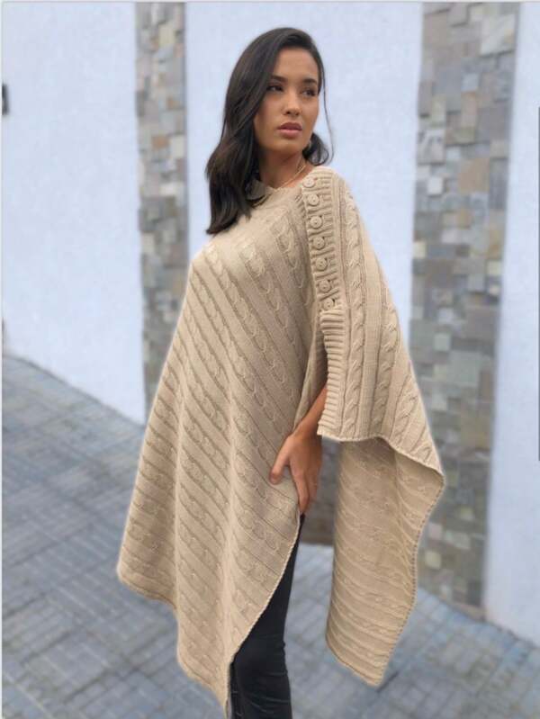 Poncho Capa Feminino Tricot Trançado Com Botões Elegante