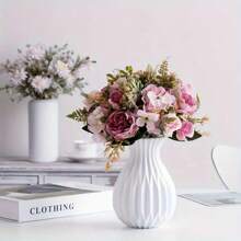 1 Stück Vase im Boho-Stil mit Streifen aus Kunststoff, elegantes Weiß - perfekt für Wohnzimmer, Arbeitszimmer, Weinregal Dekoration, multifunktionale Heimdekoration | Moderne Dekorationsstück | Stabile Kunststoffvase, dekorative Vase
