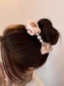 1pc (Random Color) Faux Pearl Flower Scrunchie, High-End Versatile Mori Style Cute Hair Tie, High Elasticity Rubber Band Back To School