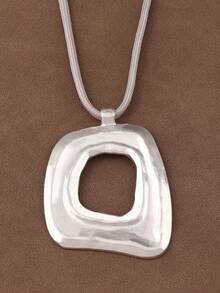 1 pezzo Collana con ciondolo a forma di quadrato aperto e asimmetrico di colore argento e oro per uso quotidiano delle donne, con catena da 18" + estensione di 2"