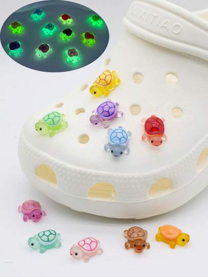 10pcs Glow-In-The-Dark Hole Shoes Accessories, Cute Cartoon 3D Turtle Detachable Decorative Accessories, Luminous After Absorbing Light, Beach Shoes Fluorescent Decorative Buttons