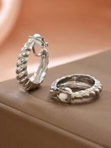 2pcs Minimalist Personalized Hollow Geometric Metal Clip Earrings Without Piercing, Suitable For Daily Wear