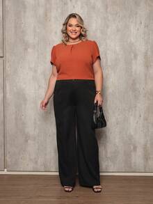 ONLYONE - PLUS SIZE WOMEN'S BLOUSE, SHORT SLEEVE, PRINCESS, PLEATED NECKLINE, LIGHT DUNES - ELEGANT WOMEN'S BLOUSES, LARGE - 棕色 - 查看 5