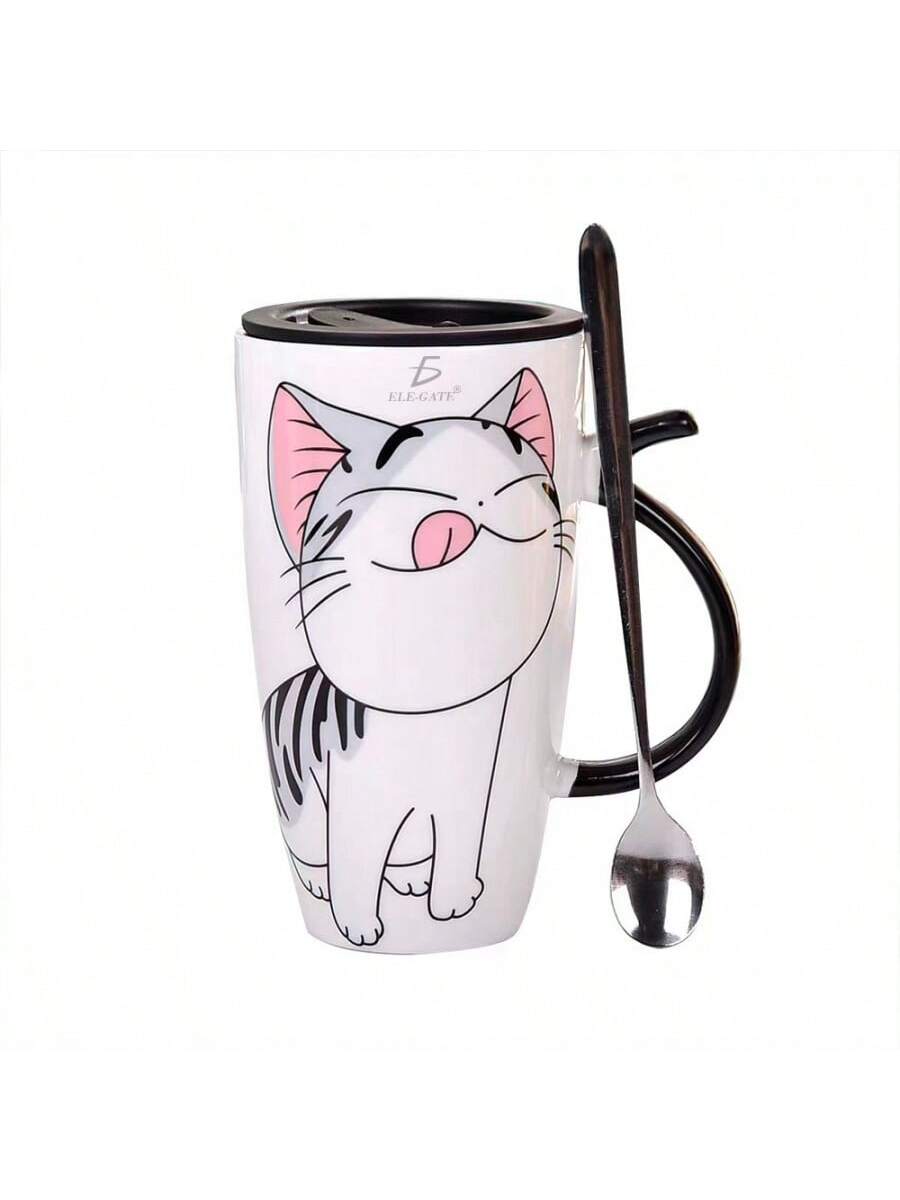 Taza de cerámica con un lindo gatito