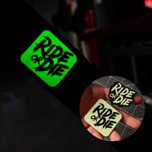 Bộ 2 miếng dán phản quang laser Ride Or Die cho khung xe đạp leo núi & xe đạp đường trường, miếng dán trang trí chuyển màu, hiệu ứng laser sáng tạo, miếng dán vinyl cho xe đạp, máy tính xách tay, máy tính - Một cỡ - Xem 4