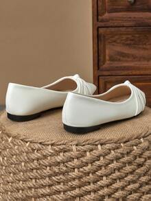 WHDXY 1 双女士平底鞋纯色结带一脚蹬尖头工作/办公室通勤鞋，四季舒适 - 白色 - 查看 5