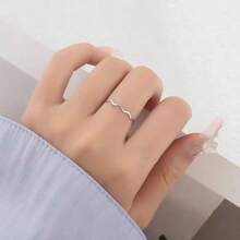 1 anel de banda suave estilo europeu e americano minimalista, adequado para uso diário para mulheres