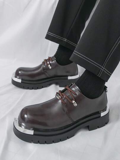 Herren Lederschuhe mit Metalldekor und dicker Sohle, Business-Casual, geeignet für den Arbeitsweg und Dates