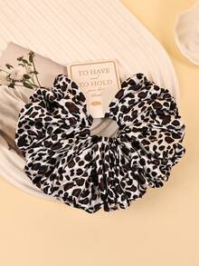1 Pc Satin Soft Large Hair Scrunchie With Card Holder, Leopard Pattern Suitable For Singles Party/Holidays/Wedding, Elastic Damage-Free Hair Tie Gift For Women, Casual ,Hair Accessories Ponytail Head Accessories Elastic Band Holiday Accessories,Travel,Birthday - Leopard - View 4