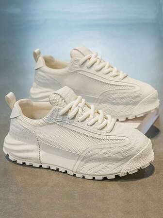 男士优质大码时尚透气网眼轻便舒适增高休闲运动鞋（不对称图案皮革面料，随机）