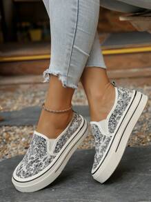 Women's Casual Fabric Sneakers, Flat Bottom, Fashion & Versatile, Chinese Style Embroidery Slip-On Shoes