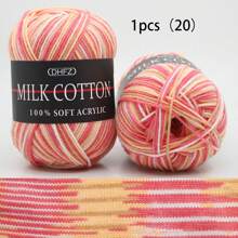 1 rouleau de 50g de fils de lait doux 3 plis, fils de chenille doux à dégradé de couleurs, convient pour les écharpes, couvertures, poupées et autres projets de tricot (style d'emballage extérieur aléatoire)
