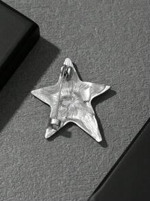 1 Stück modische europäisch-amerikanische Art Gesichts- und Pentagramm-Broschen-Anstecknadel, hochwertige Dekoration geeignet für den täglichen Gebrauch von Männern