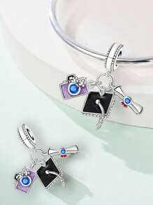 STYFNE 1 Set de Colgantes Conmemorativos de Ceremonia de Graduación: Colgante de Gorila, Colgante de Bulldog, Colgante de Calavera, Suministros de Pulsera con Cuentas para Hacer Joyería DIY, Pequeños Regalos Diarios Hechos a Mano para Mujeres