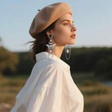 2 piezas Nuevos enchufes colgantes de túneles con pendiente de mariposa de acero inoxidable, dilatadores para perforaciones corporales